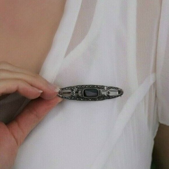 Sterling Silver Marcasite and Onyx Bar Pin Brooch - Picture 2 of 7